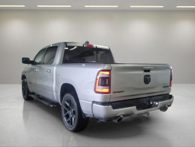 Dodge RAM 1500 V8 5.7L HEMI SPORT - 2022 - Crew Cab - CarPlay - Ecran 12" - Toit panoramique