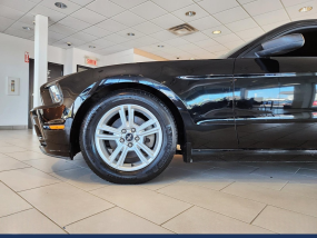 Ford Mustang V6 3.7L - 2014 - Faible kilométrage