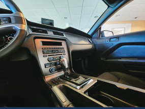 Ford Mustang V6 3.7L - 2014 - Faible kilométrage