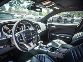 Dodge Charger SRT 392 V8 HEMI 6,4L 485Ch - 2015