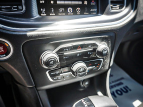 Dodge Charger SRT 392 V8 HEMI 6,4L 485Ch - 2015