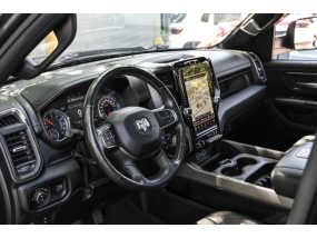 Dodge RAM 1500 V8 5.7L HEMI SPORT - 2020 - Crew Cab - CarPlay - Ecran 12" - Toit panoramique - Benne de 6,4FT