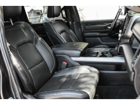 Dodge RAM 1500 V8 5.7L HEMI SPORT - 2020 - Crew Cab - CarPlay - Ecran 12" - Toit panoramique - Benne de 6,4FT