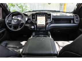 Dodge RAM 1500 V8 5.7L HEMI SPORT - 2020 - Crew Cab - CarPlay - Ecran 12" - Toit panoramique - Benne de 6,4FT