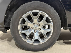 Dodge RAM 1500 V8 5.7L HEMI SPORT 2014 - Crew Cab - Toit ouvrant - 5 places