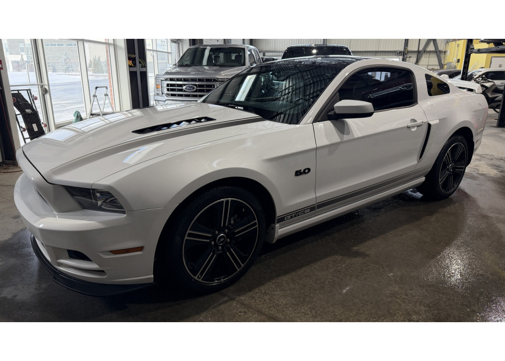Ford Mustang GT/CS V8 5.0L - Boite automatique - Glass Roof - Flowmaster - 2013