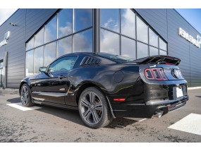 * VENDU * - Ford Mustang V6 3.7L - 2013 - Boite manuelle - MBRP - Caméra de recul