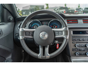* VENDU * - Ford Mustang V6 3.7L - 2014 - Boite manuelle - MBRP - EN DEPOT-VENTE