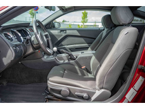 * VENDU * - Ford Mustang V6 3.7L - 2014 - Boite manuelle - MBRP - EN DEPOT-VENTE