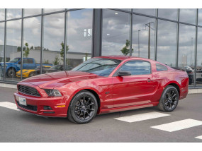 * VENDU * - Ford Mustang V6 3.7L - 2014 - Boite manuelle - MBRP - EN DEPOT-VENTE