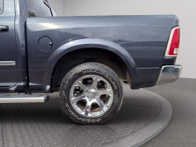 Dodge RAM 1500 V8 5.7L Hemi LARAMIE - 2016 CREW CAB - Chrome - Toit ouvrant