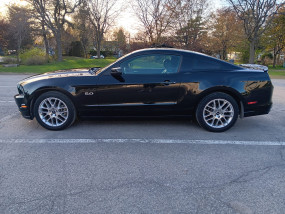 Ford Mustang GT V8 5.0L 2014 - Premium - Manuelle - EN ARRIVAGE
