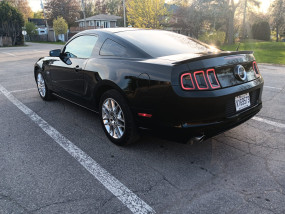 Ford Mustang GT V8 5.0L 2014 - Premium - Manuelle - EN ARRIVAGE
