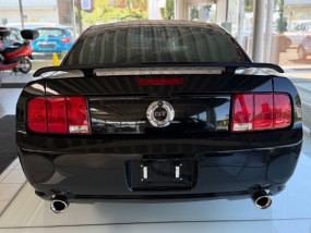 Mustang GT V8 4.6L 2005 - Automatique - Jantes 20" - Ligne inox - En arrivage
