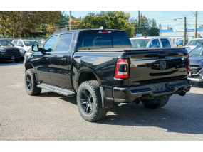 Dodge RAM 1500 V8 5.7L HEMI SPORT NIGHT EDITION 2021 - Crew Cab - Toit pano - Couvre-benne - SUR COMMANDE