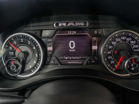 Dodge RAM 1500 V8 5.7L HEMI SPORT Night Edition - 2021 - Crew Cab - CarPlay - Ecran 12" - Toit panoramique