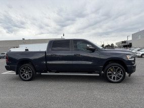 Dodge RAM 1500 V8 5.7L HEMI SPORT Night Edition - 2020 - Crew Cab - CarPlay - Ecran 12" - Toit panoramique