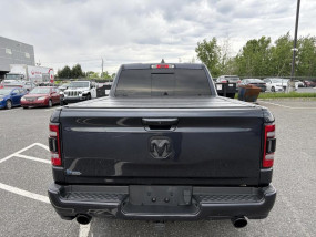 Dodge RAM 1500 V8 5.7L HEMI SPORT Night Edition - 2020 - Crew Cab - CarPlay - Ecran 12" - Toit panoramique