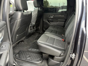 Dodge RAM 1500 V8 5.7L HEMI SPORT Night Edition - 2020 - Crew Cab - CarPlay - Ecran 12" - Toit panoramique