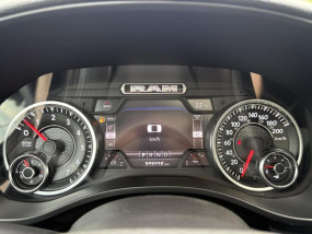Dodge RAM 1500 V8 5.7L HEMI SPORT Night Edition - 2020 - Crew Cab - CarPlay - Ecran 12" - Toit panoramique