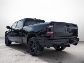 Dodge RAM 1500 V8 5.7L HEMI SPORT Night Edition - 2021 - Crew Cab - CarPlay - Ecran 12" - Toit panoramique