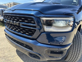 Dodge RAM 1500 V8 5.7L HEMI SPORT - 2022 - Crew Cab - CarPlay - Ecran 12" - Toit panoramique